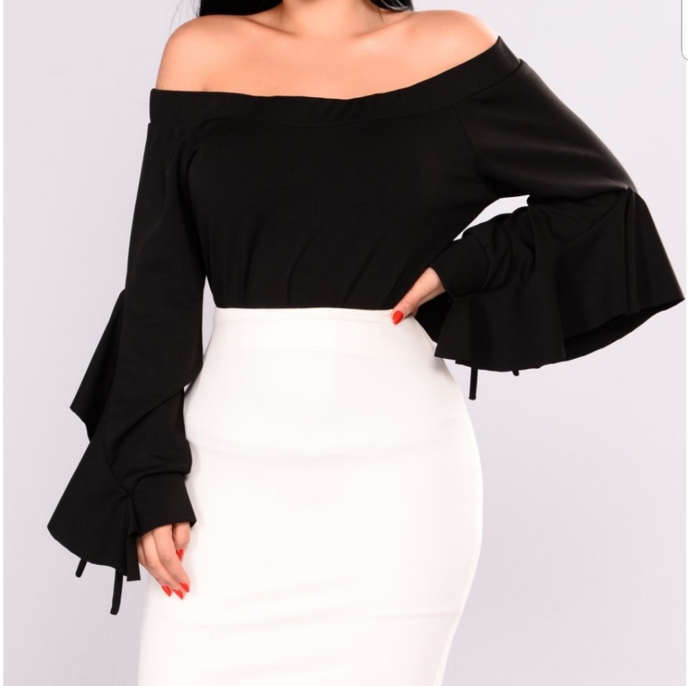 ❤2 for $15❤Off the shoulder top